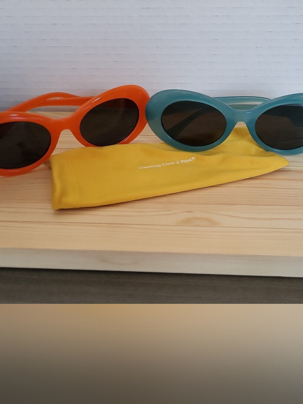 Retro Nirvana Curt Cobain Style Oval Sunglasses in Orange & Teal Set of 2 - Picture 2 of 12